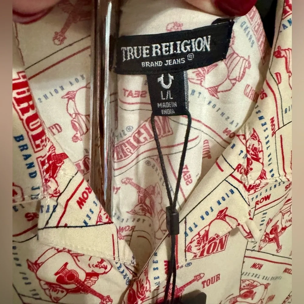 True Religion trendy button